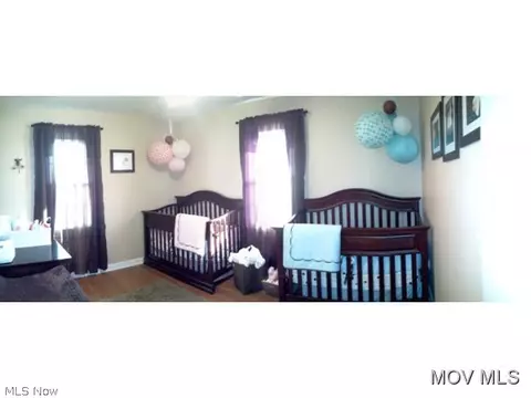 122 E 6th St, Williamstown, WV 26187 photo 13