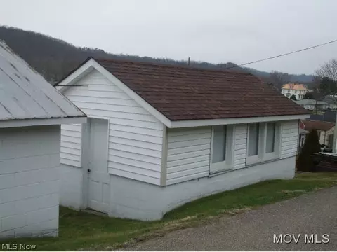 172 Third St, Lowell, OH 45744 photo 4