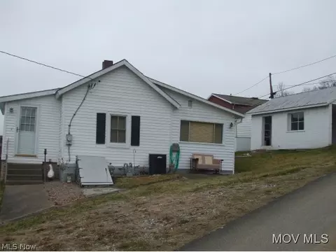 172 Third St, Lowell, OH 45744 photo 2