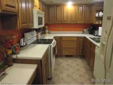 5406 3rd Ave, Vienna, WV 26105 photo 8