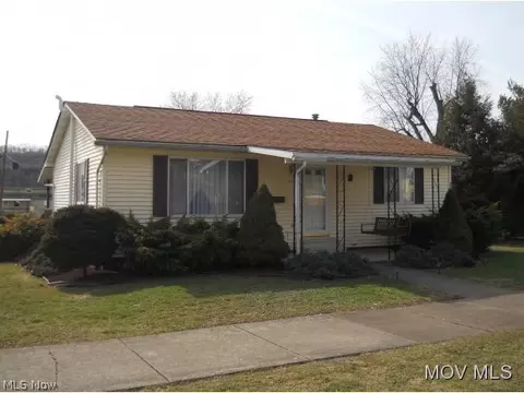 209 4th St, Lowell, OH 45744 photo 1