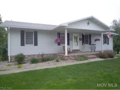 2491 Buckner Bend Rd, Walker, WV 26180 photo 3