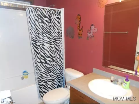 232 Bunker Rd, Walker, WV 26180 photo 21