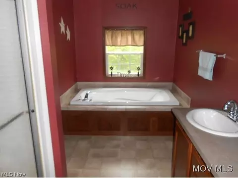 232 Bunker Rd, Walker, WV 26180 photo 14