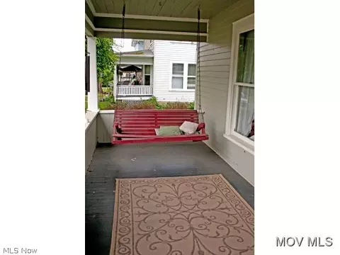 115 Elm St, Belpre, OH 45714 photo 3