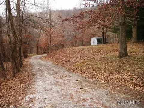 738 Rocky Point Rd, Fleming, OH 45729 photo 11