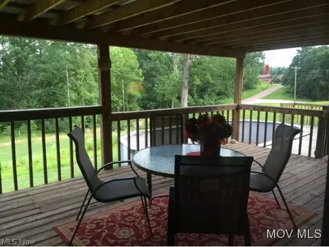 254 Mountain Dew Dr, Williamstown, WV 26187 photo 4