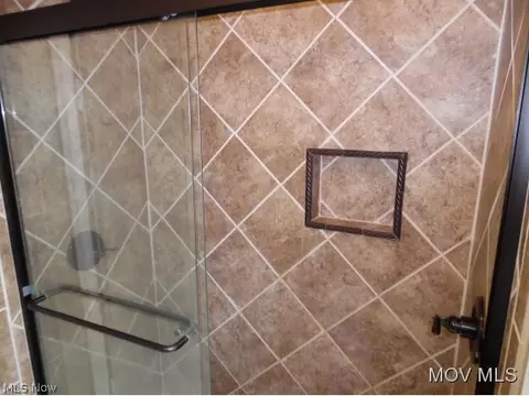 4002 Third Ave, Vienna, WV 26105 photo 6