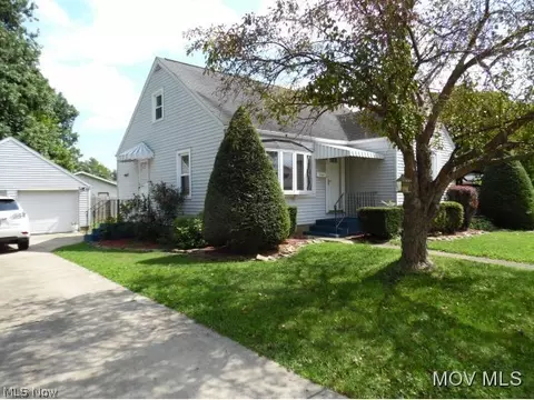 4002 Third Ave, Vienna, WV 26105 photo 1