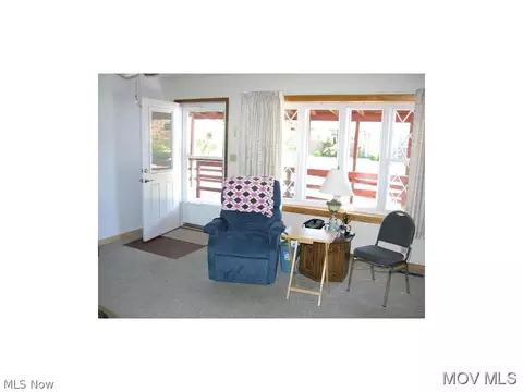 521 Ruby St, Belmont, WV 26134 photo 4