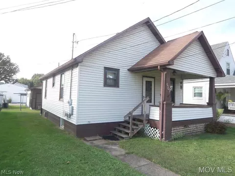 4503 7th Ave, Vienna, WV 26105 photo 1