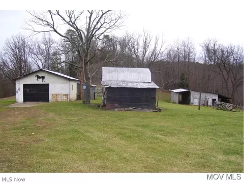 5425 Evansview Rd, Evans, WV 25241 photo 3