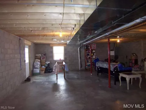 187 Summit Dr, Williamstown, WV 26187 photo 7