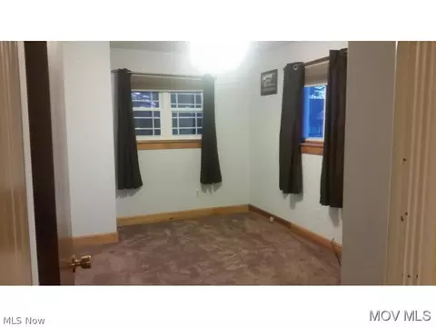 413 59th St, Vienna, WV 26105 photo 5