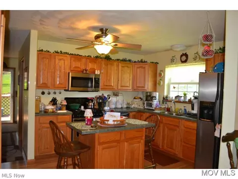 34 Deer Run Rd, Walker, WV 26180 photo 3