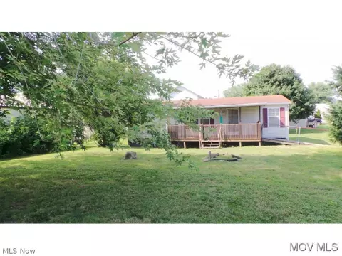 67 Walnut Dr, Waverly, WV 26184 photo 11