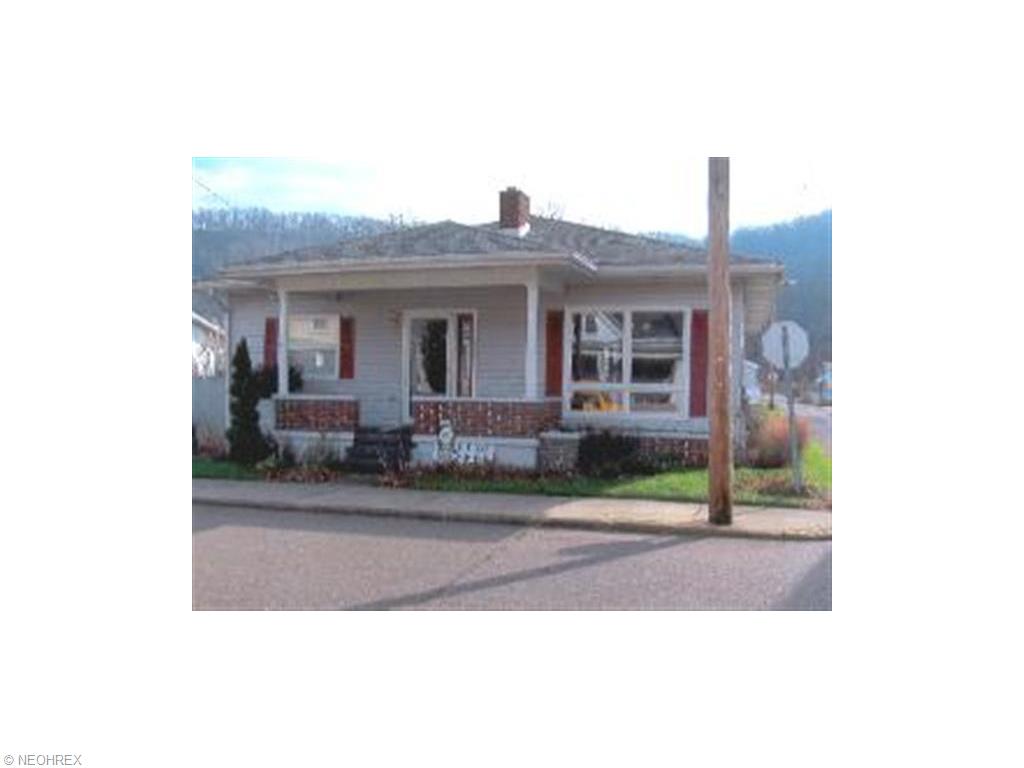 154 Watson St, Dillonvale, OH 43917 photo 1