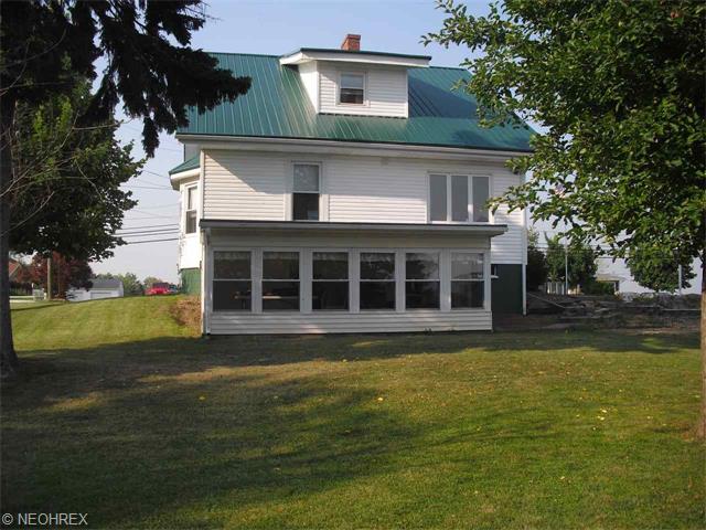 459 E High St, Flushing, OH 43977 photo 6