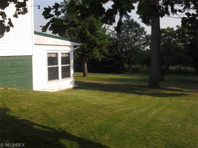 459 E High St, Flushing, OH 43977 photo 5