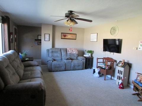 1001 Redbud Ln, Springfield, OH 45504 photo 5