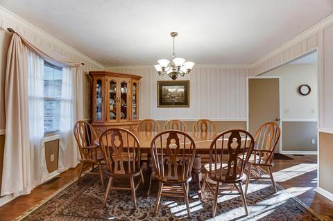 1045 Kingsgate Rd, Springfield, OH 45503 photo 8