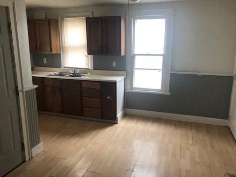 924 W Pleasant St, Springfield, OH 45506 photo 4