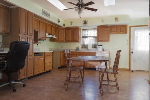 1909 W High St, Springfield, OH 45506 photo 4
