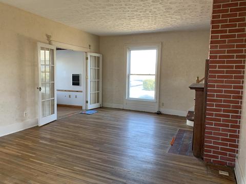 433 E Main St, Saint Paris, OH 43072 photo 8