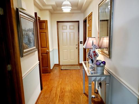 5625 Calais Dr, Springfield, OH 45503 photo 2