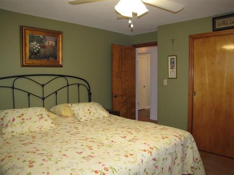 1015 Robin Rd, Springfield, OH 45503 photo 14
