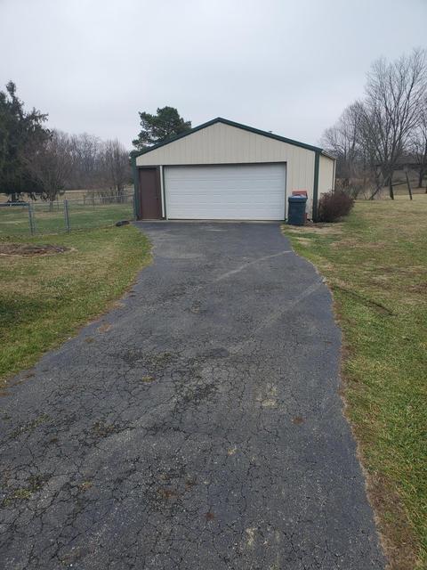 400 N Bird Rd, Springfield, OH 45503 photo 2