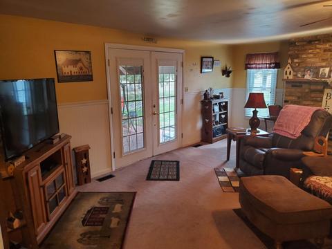 400 N Bird Rd, Springfield, OH 45503 photo 7