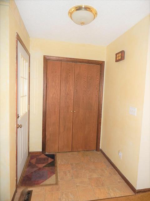 3439 Bicenntennial Ave, Springfield, OH 45503 photo 2