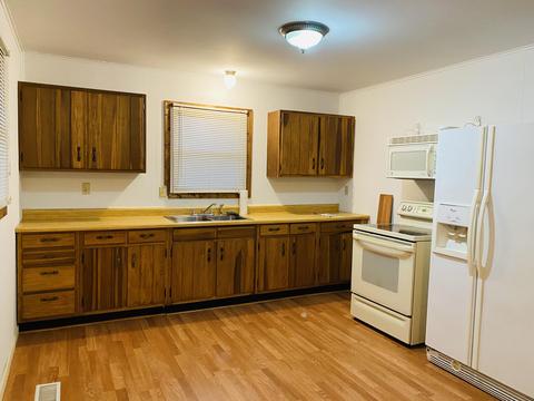 1527 W Mulberry St, Springfield, OH 45506 photo 7