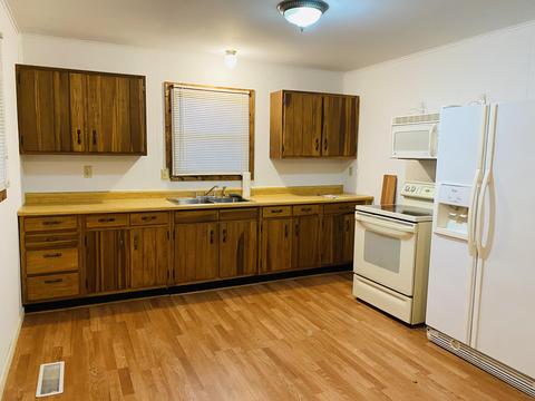 1527 W Mulberry St, Springfield, OH 45506 photo 6