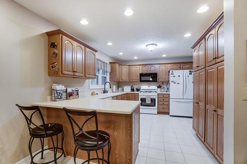 1035 Woodhaven Ct, Springfield, OH 45503 photo 9
