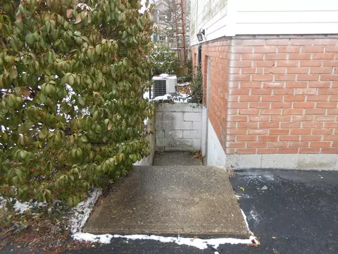 268-270 W 2nd St, Springfield, OH 45504 photo 8