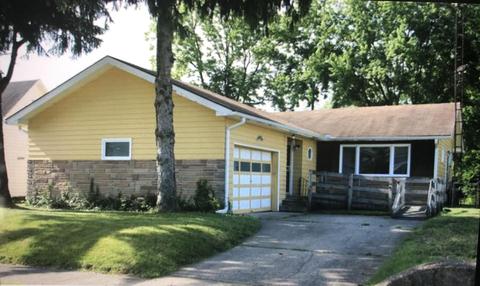 317 Warren Dr, Springfield, OH 45503 photo 1