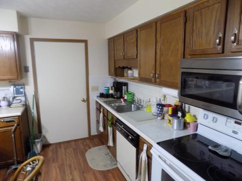 3049 E Brixton Dr, Springfield, OH 45503 photo 2