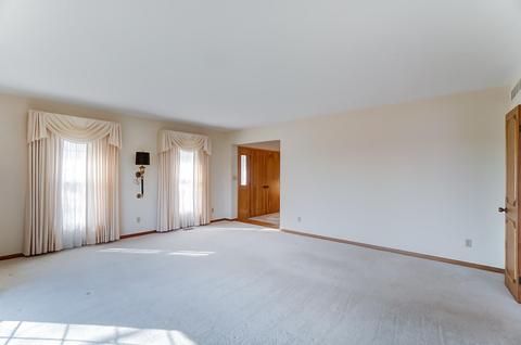 2836 Cottonwood Dr, Springfield, OH 45504 photo 6