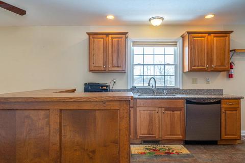 700 Victory Rd, Springfield, OH 45504 photo 2