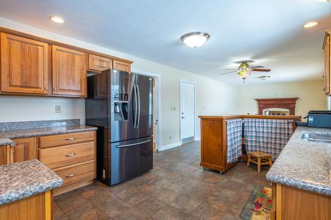 700 Victory Rd, Springfield, OH 45504 photo 5