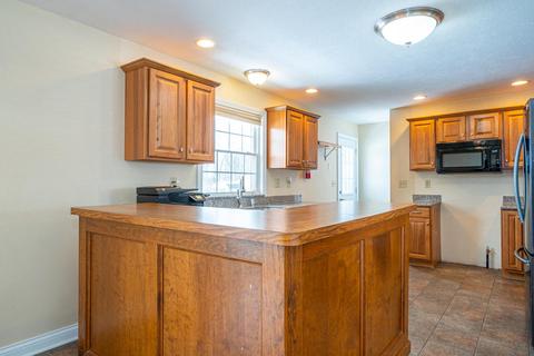 700 Victory Rd, Springfield, OH 45504 photo 3
