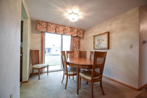 5323 E Ridgewood Rd, Springfield, OH 45503 photo 12
