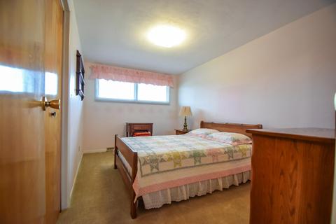 5323 E Ridgewood Rd, Springfield, OH 45503 photo 24