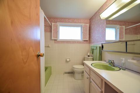 5323 E Ridgewood Rd, Springfield, OH 45503 photo 23