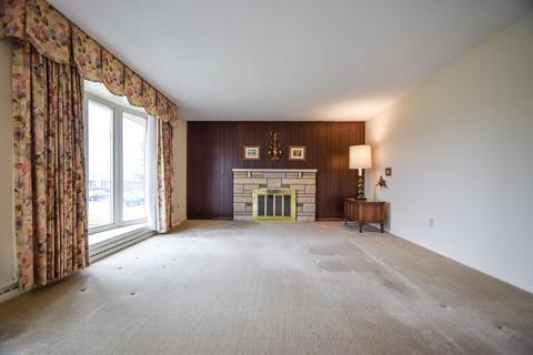 5323 E Ridgewood Rd, Springfield, OH 45503 photo 9