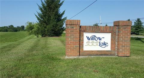 6505 Willow Lake Dr, Greenville, OH 45331