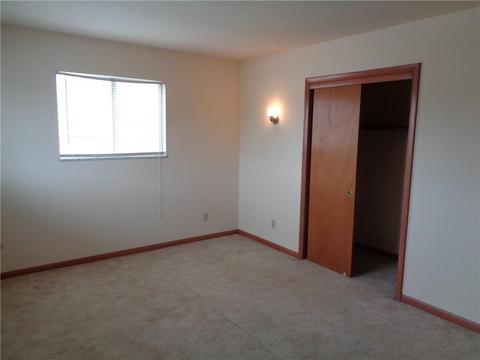 535 W Third St, Springfield, OH 45504 photo 3