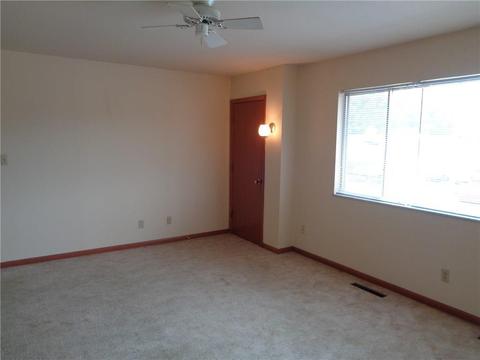 535 W Third St, Springfield, OH 45504 photo 10